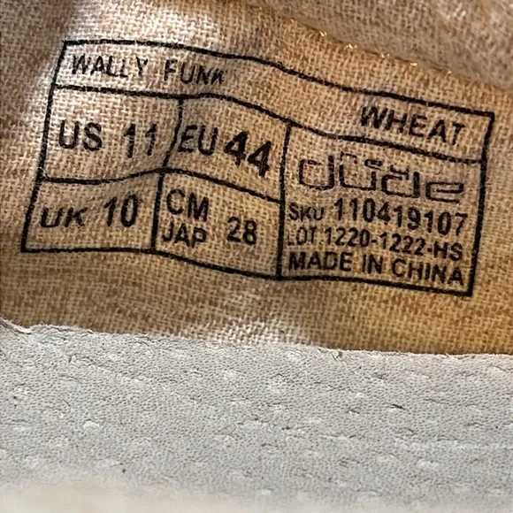 HEY DUDE WALLY FUNK WHEAT SHOES SIZE 11 - Picture 12 of 12